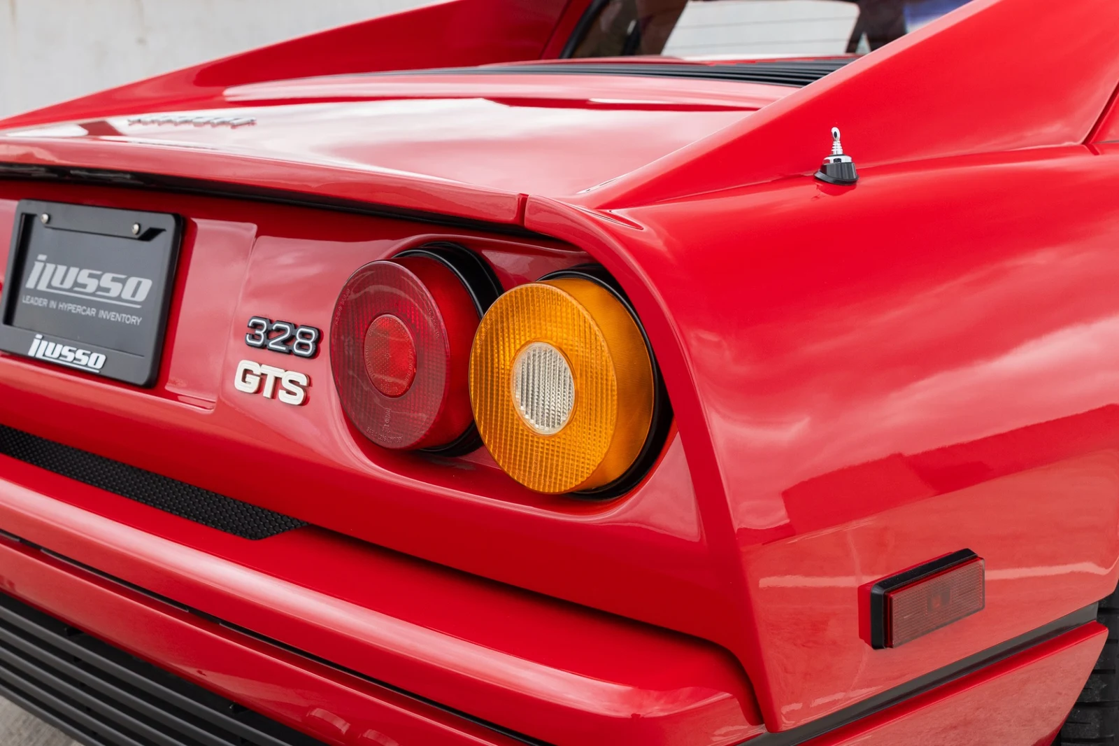 1987 Ferrari 328 GTS, 16/30