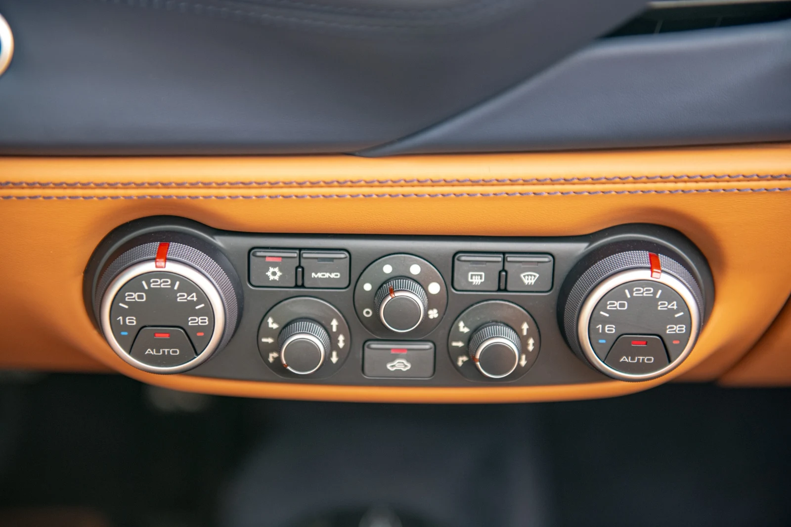 2019 Ferrari 488 Spider, 16/30