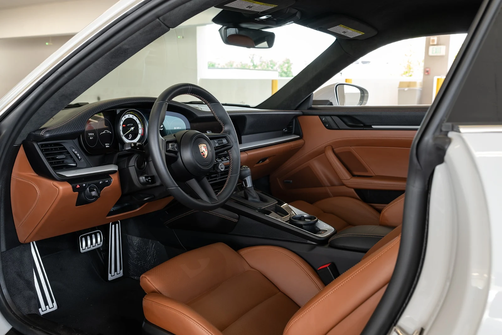 2022 Porsche 911 (992.1) GT3 Touring, 16/30