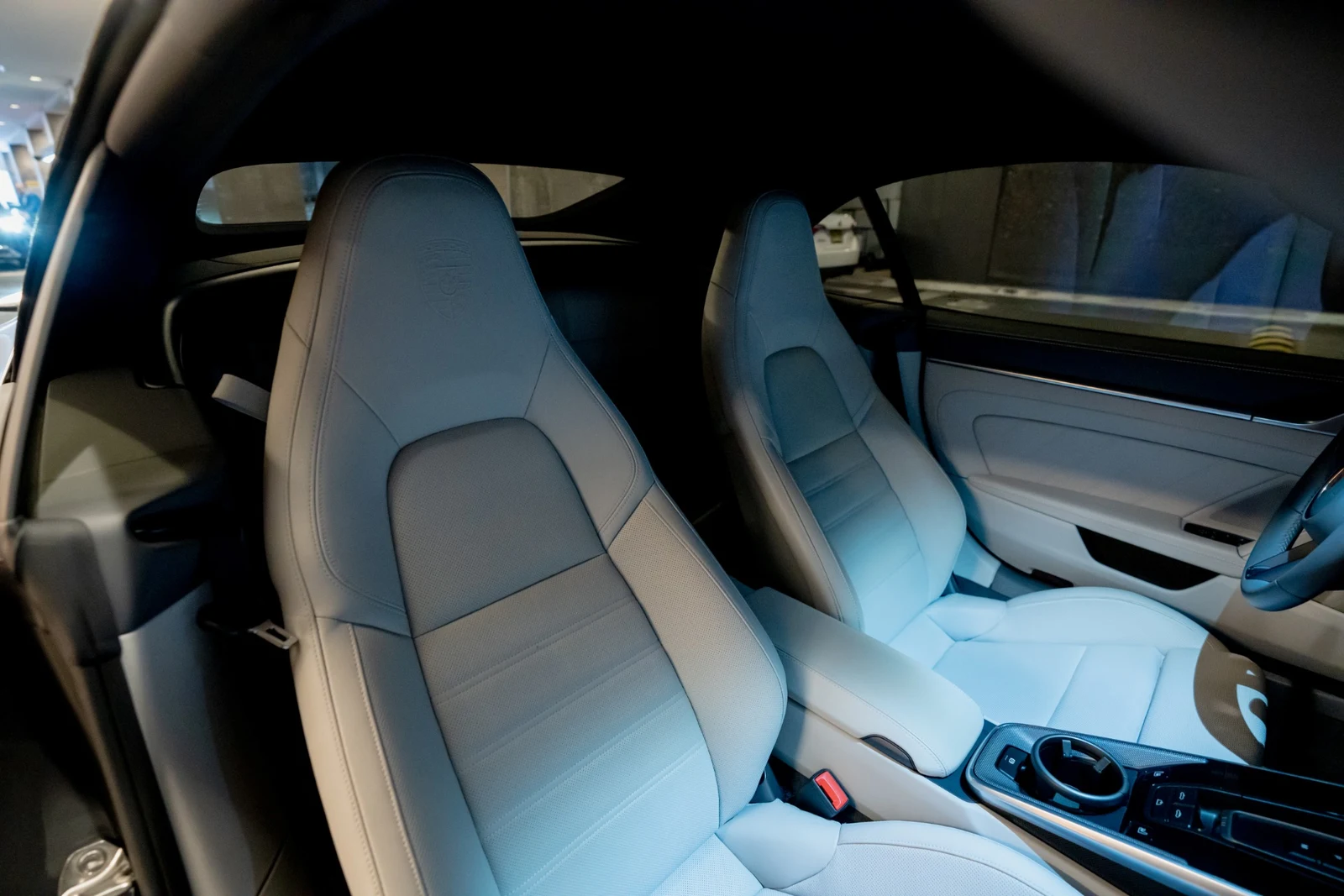 2023 Porsche 911 (992.1) Turbo S, 22/30