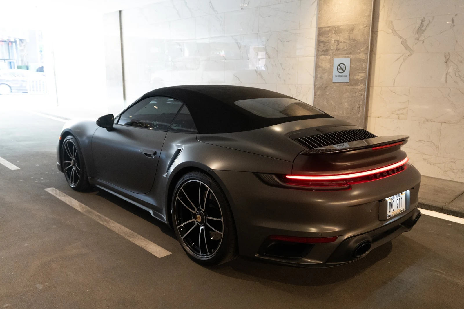 2023 Porsche 911 (992.1) Turbo S, 28/30