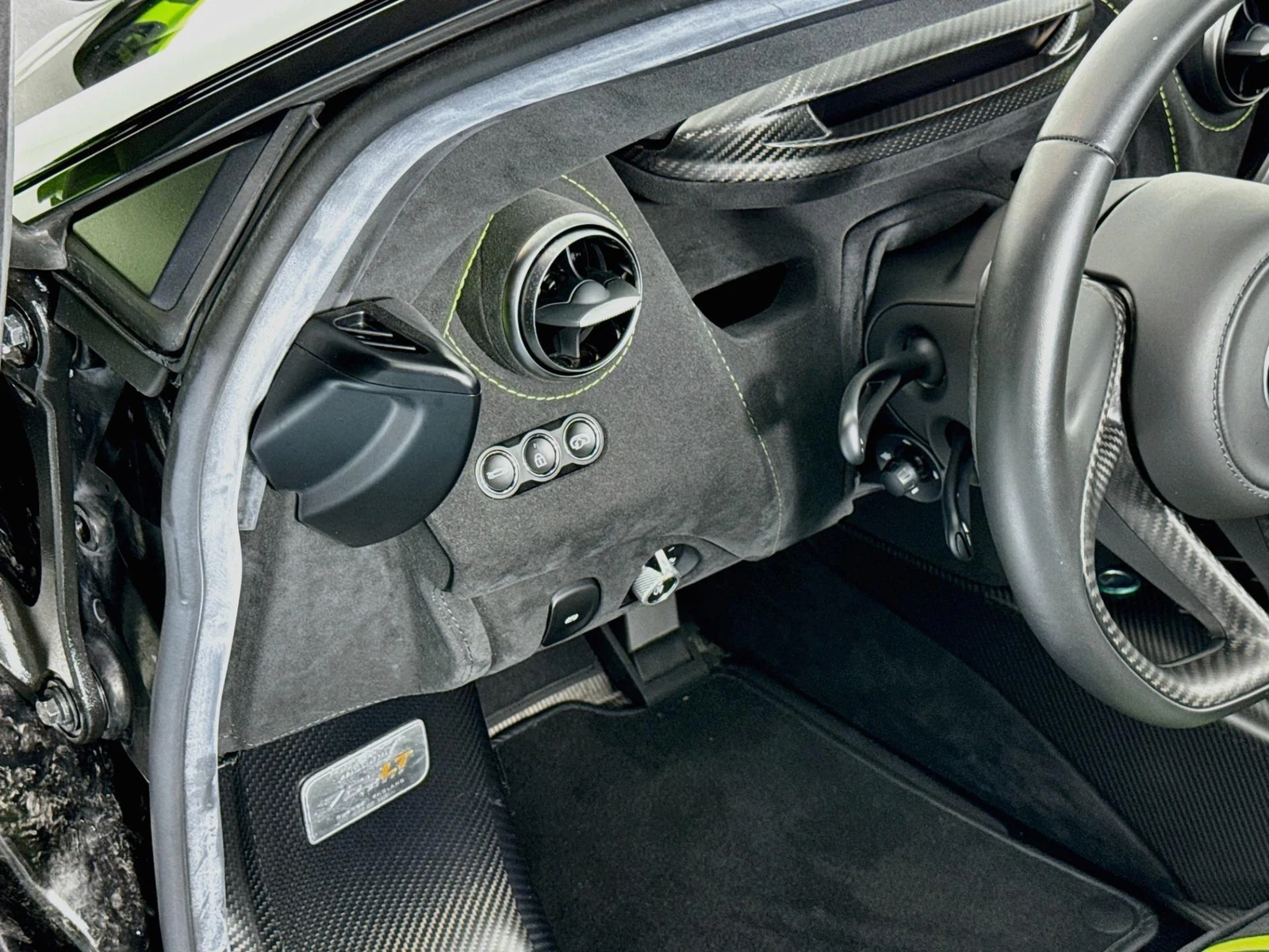 2022 McLaren 765LT Spider, 4/30