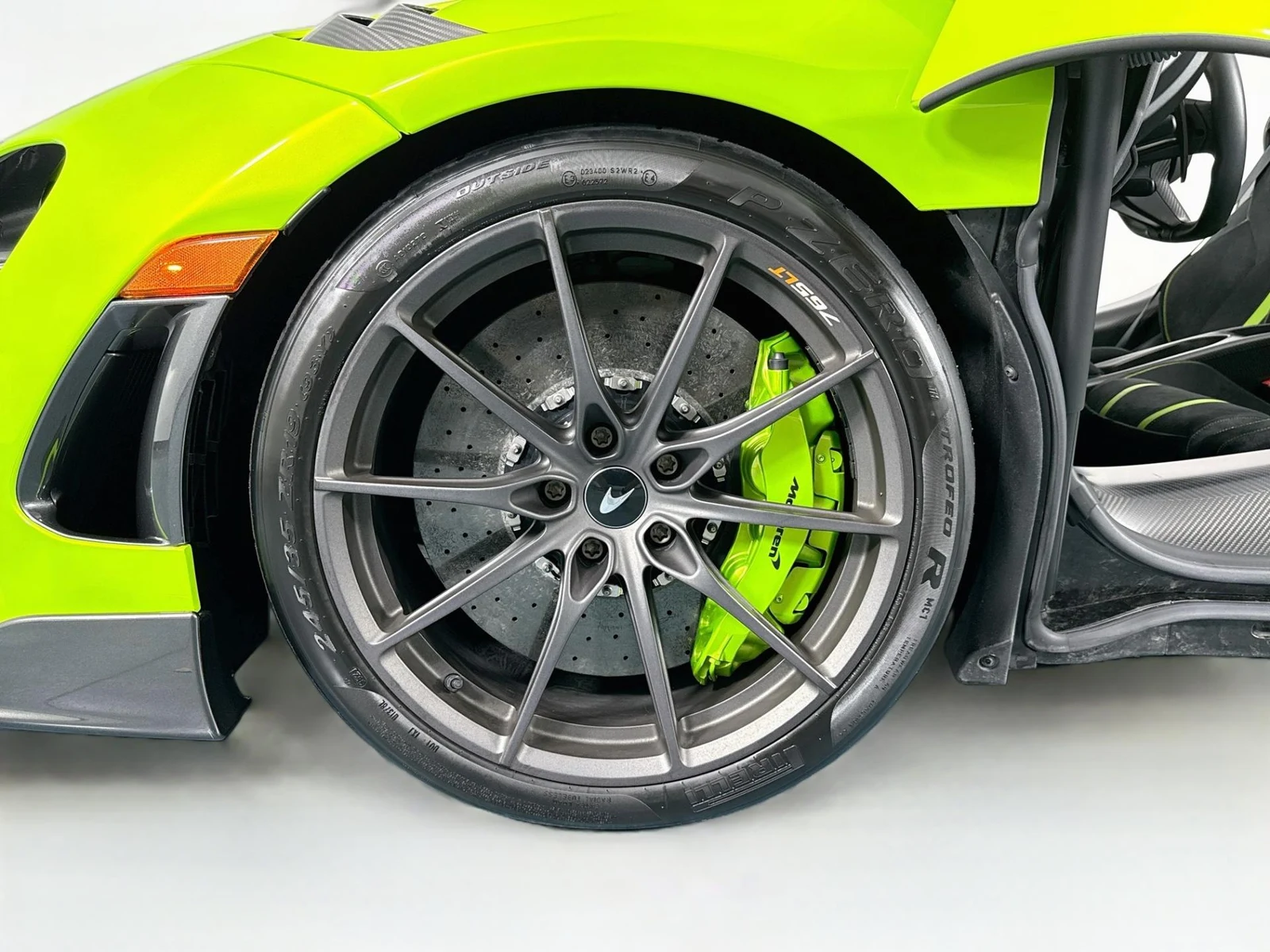 2022 McLaren 765LT Spider, 18/30