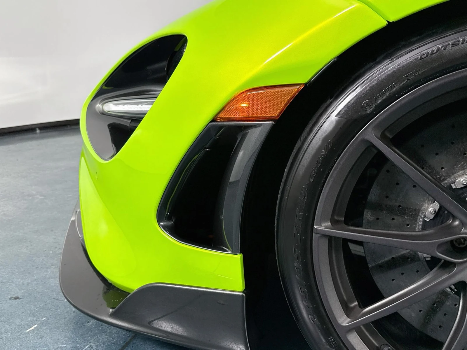 2022 McLaren 765LT Spider, 19/30