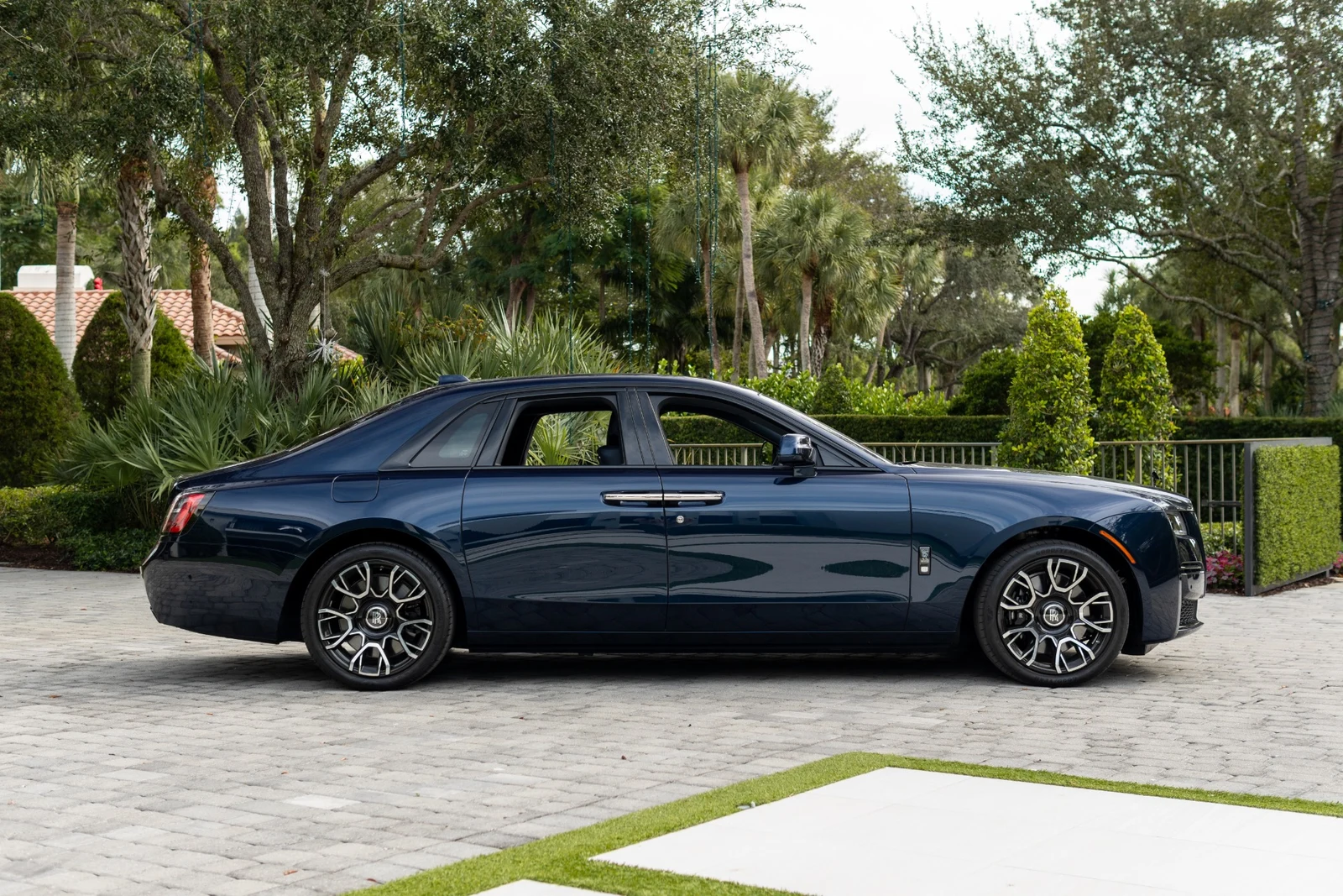 2023 Rolls-Royce Ghost II Black Badge, 8/30