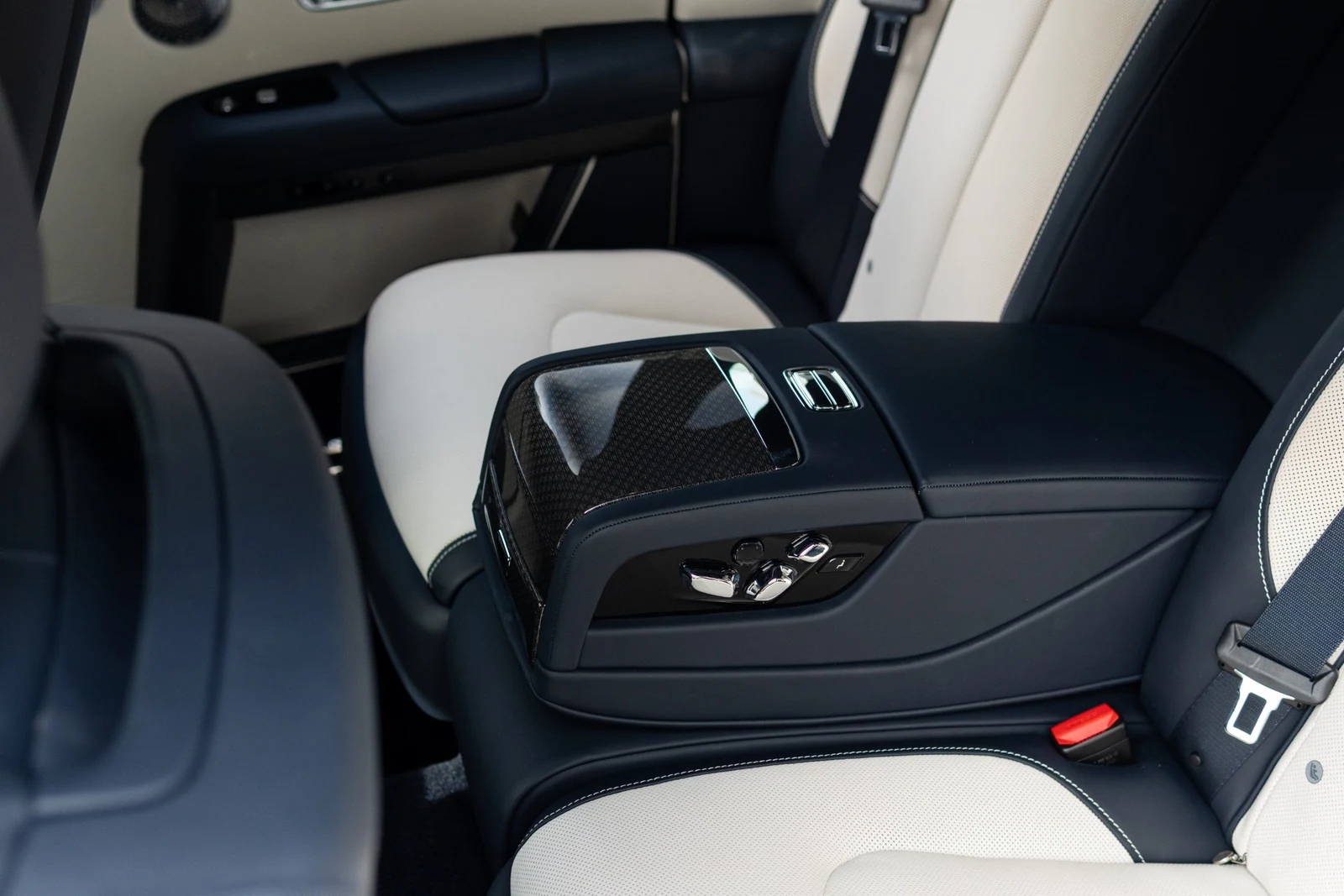 2023 Rolls-Royce Ghost II Black Badge, 16/30