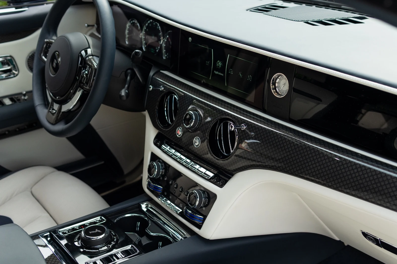 2023 Rolls-Royce Ghost II Black Badge, 19/30
