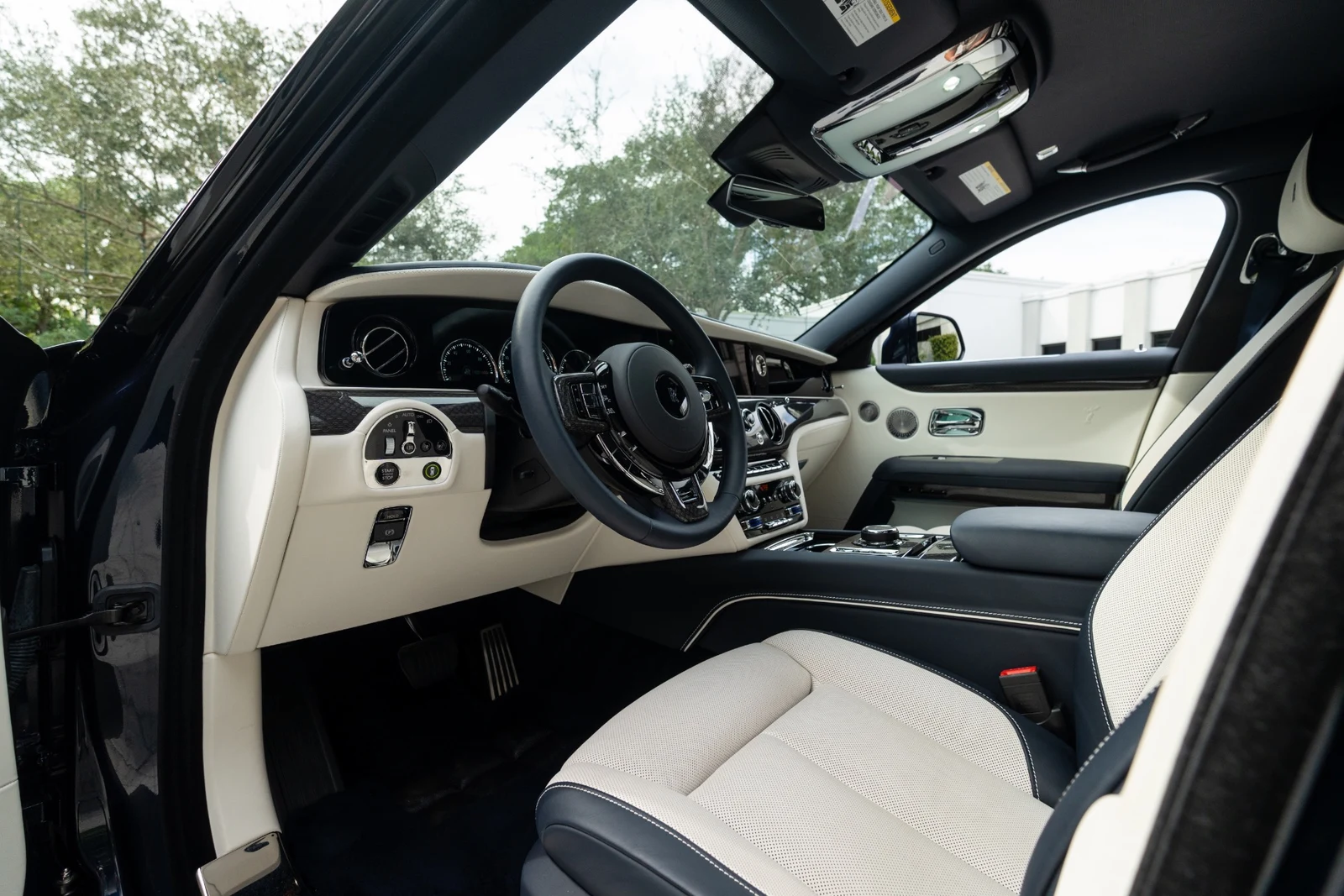 2023 Rolls-Royce Ghost II Black Badge, 24/30
