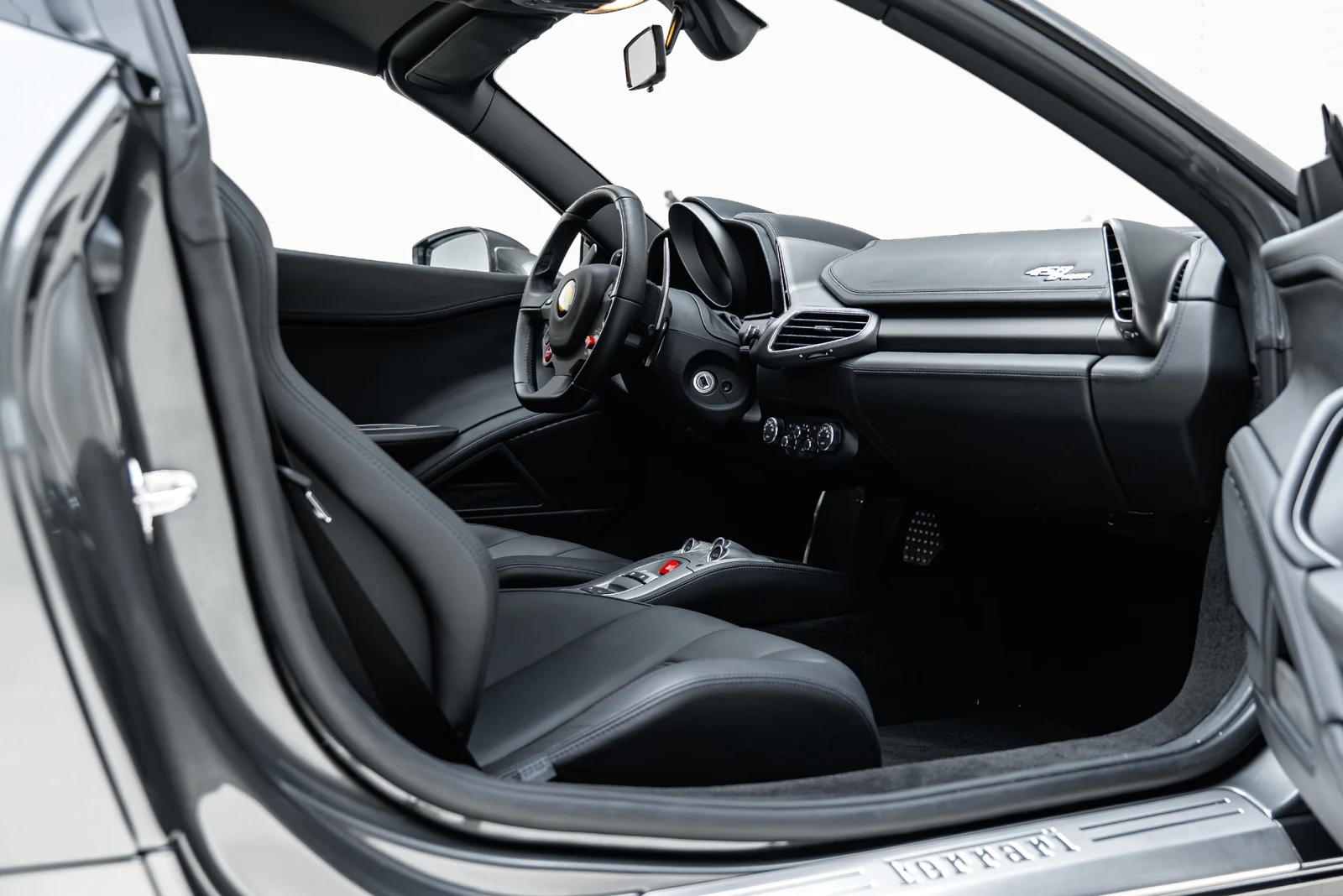 2013 Ferrari 458 Spider, 20/30