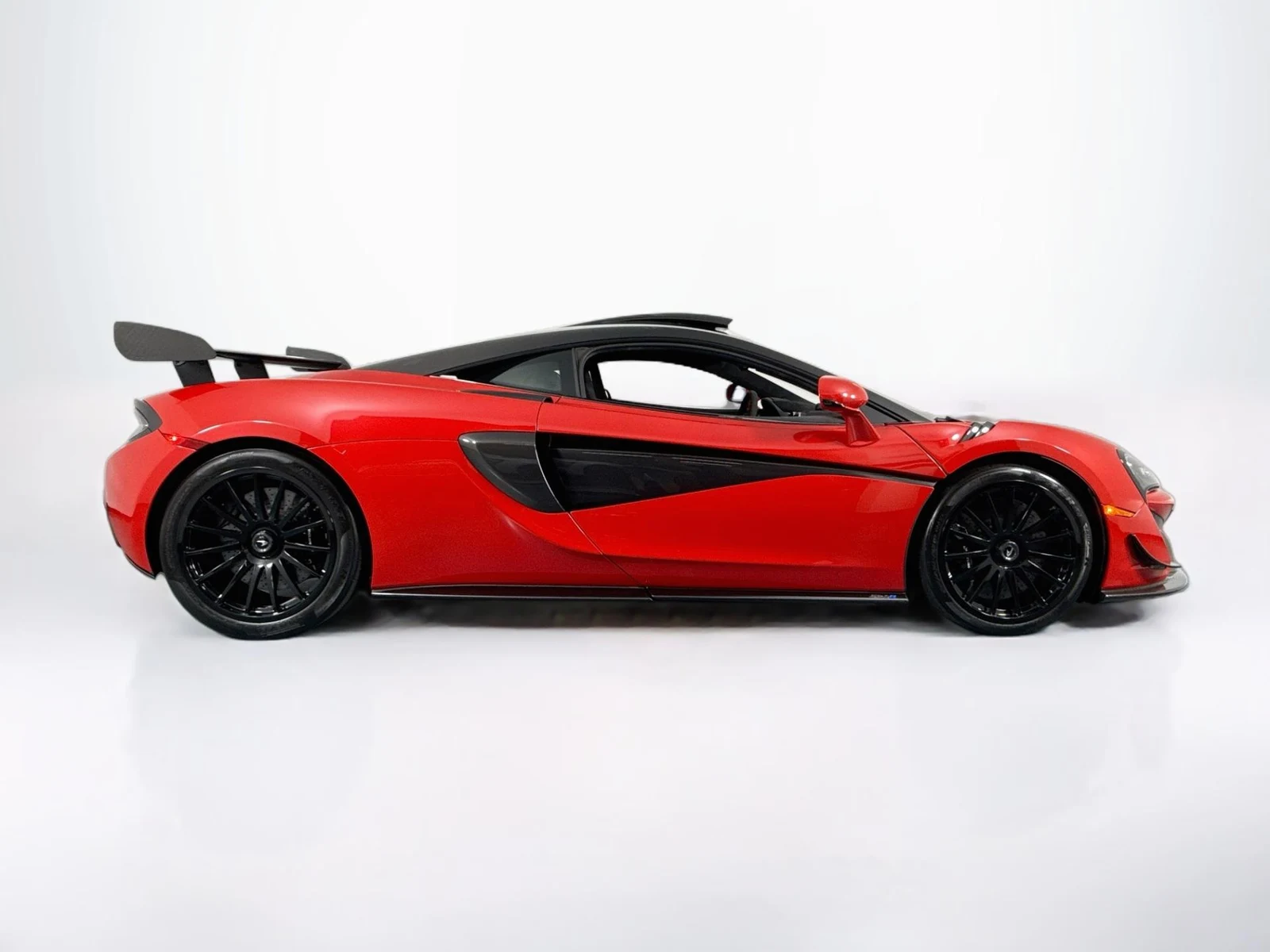 2020 McLaren 620R, 2/30