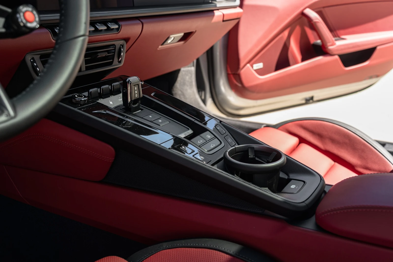 2026 Porsche 911 (992.2) Carrera 4 GTS, 18/30