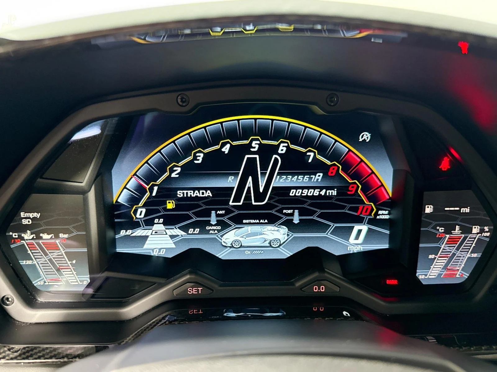 2020 Lamborghini Aventador SVJ Roadster, 7/30