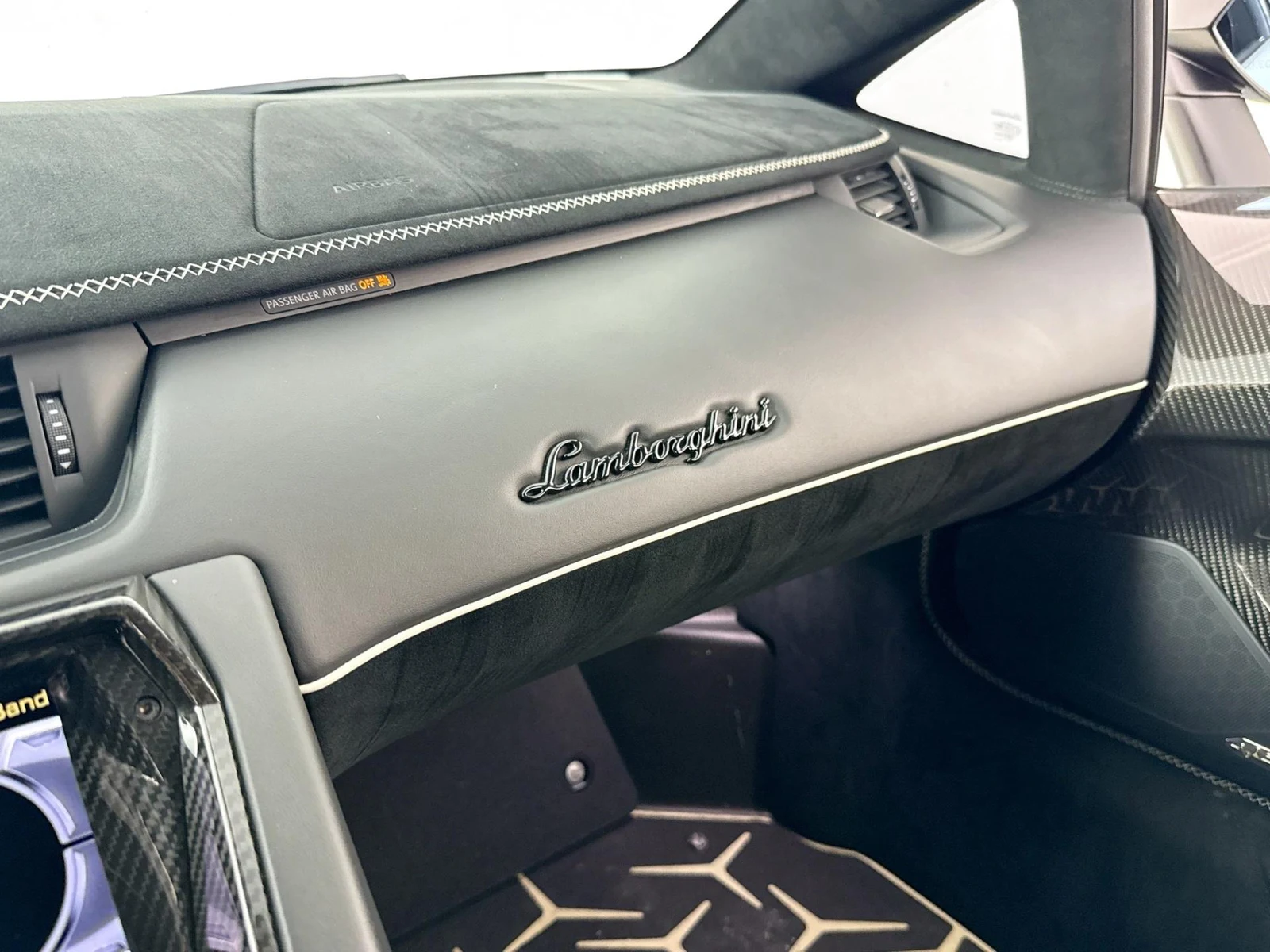 2020 Lamborghini Aventador SVJ Roadster, 14/30
