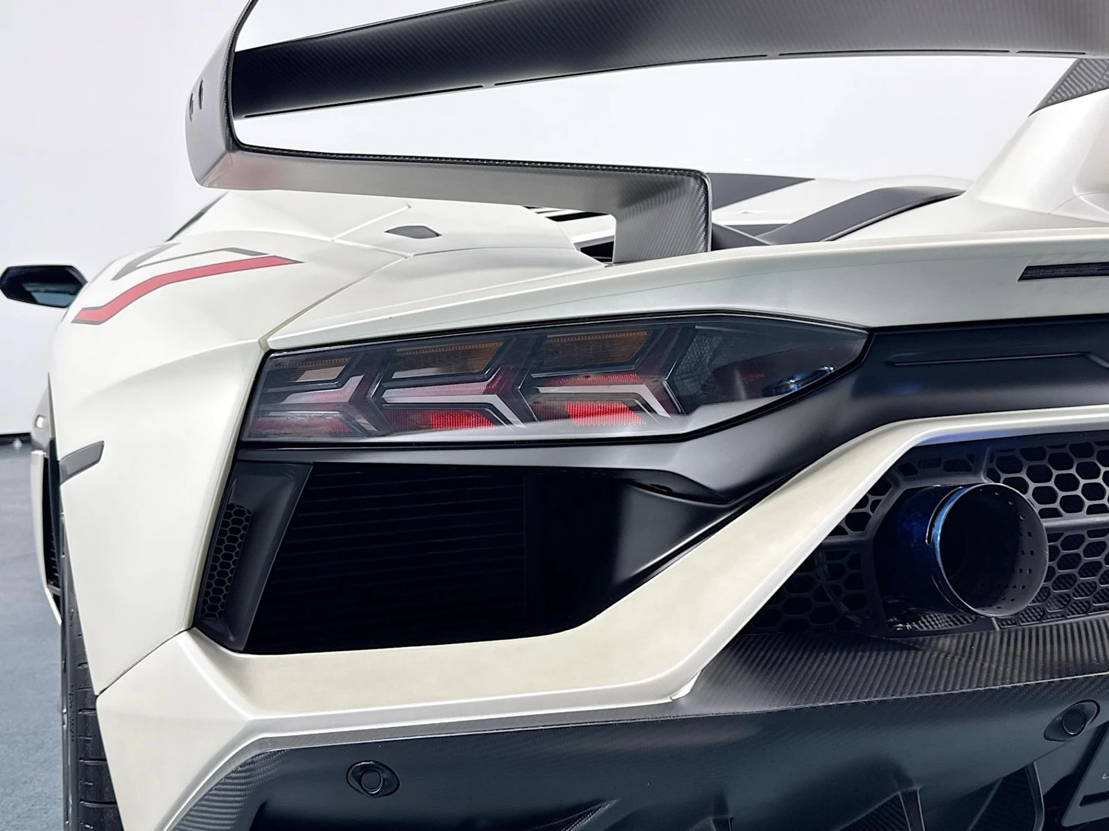 2020 Lamborghini Aventador SVJ Roadster, 19/30