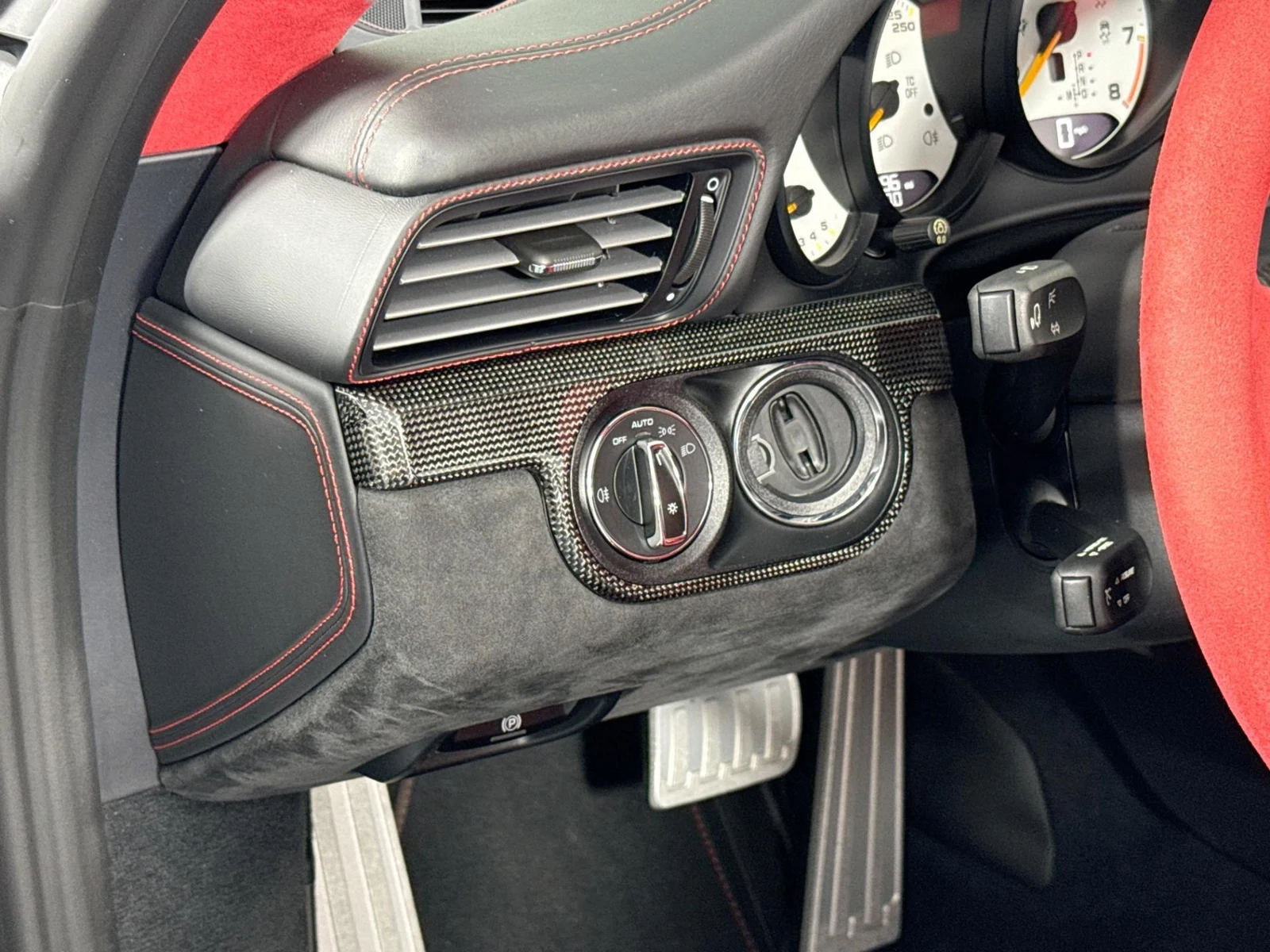 2018 Porsche 911 (991.2) GT2 RS, 4/30