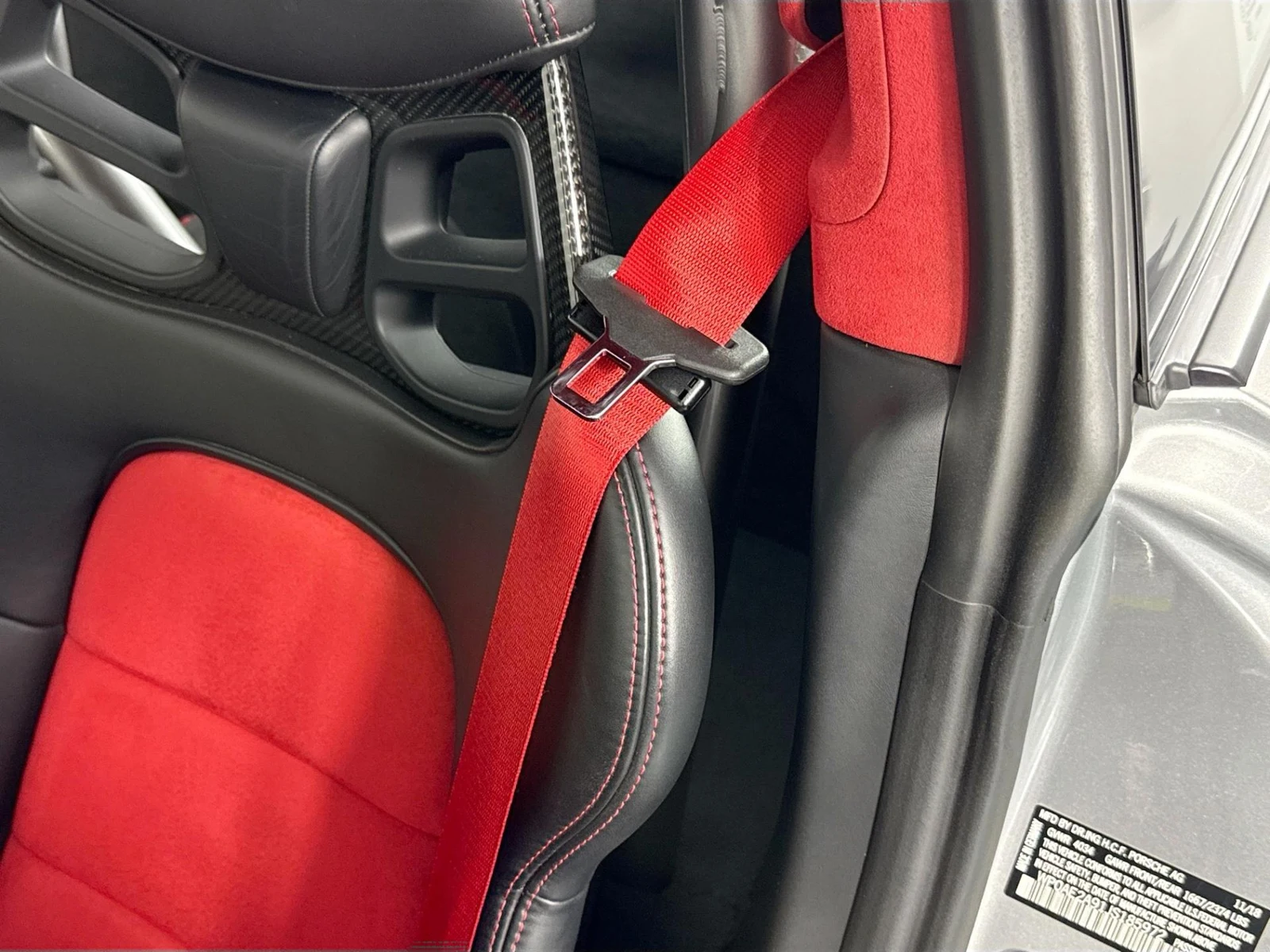2018 Porsche 911 (991.2) GT2 RS, 16/30