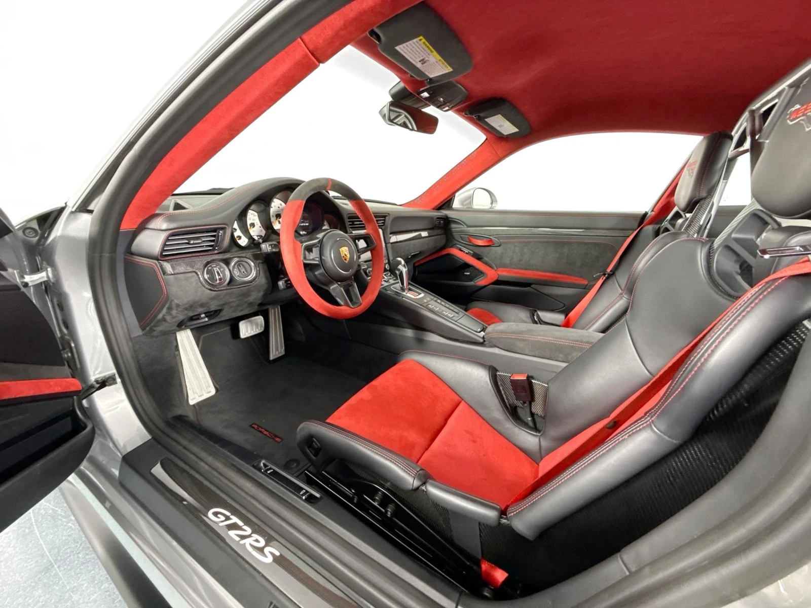 2018 Porsche 911 (991.2) GT2 RS, 17/30