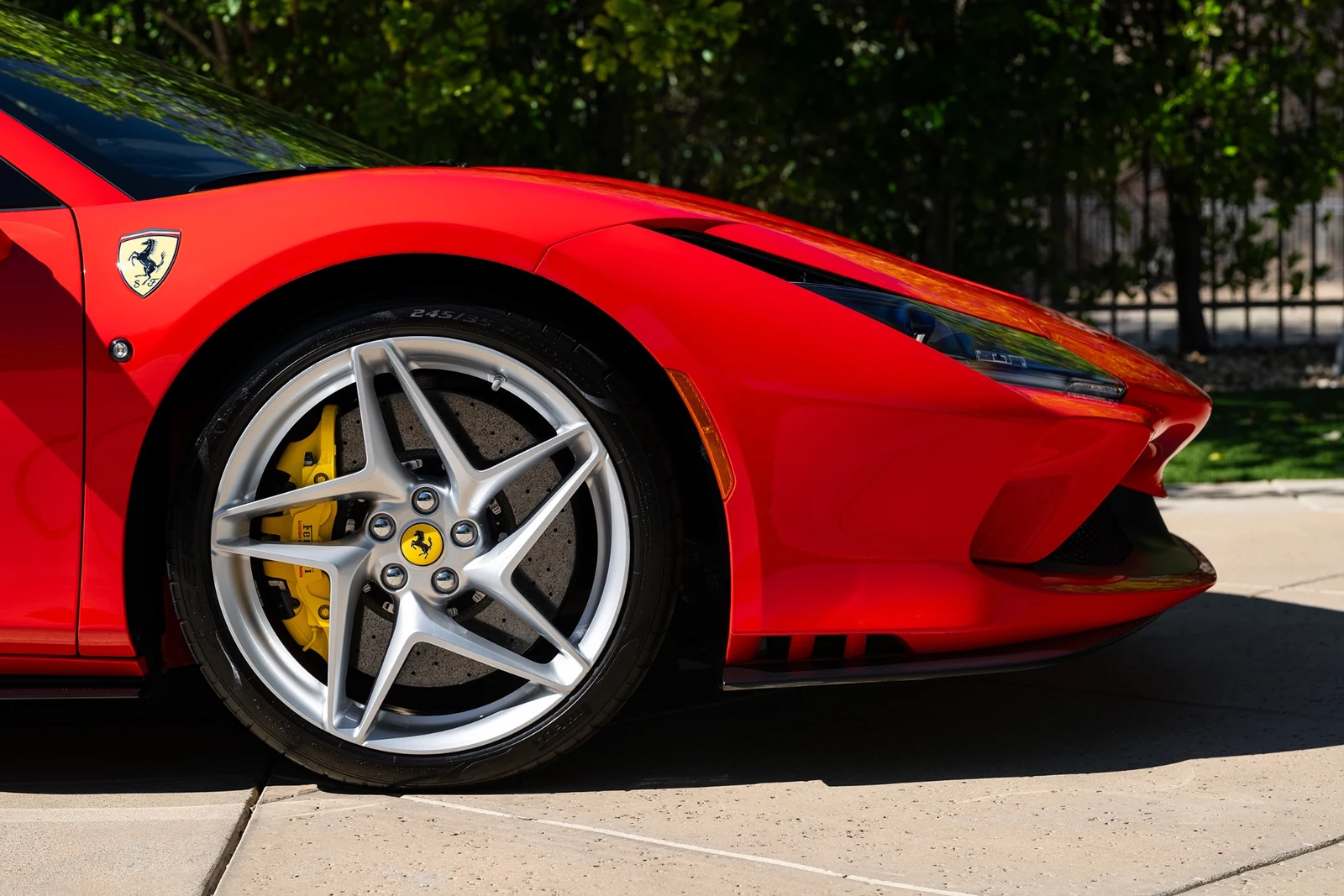 2022 Ferrari F8 Spider, 14/30