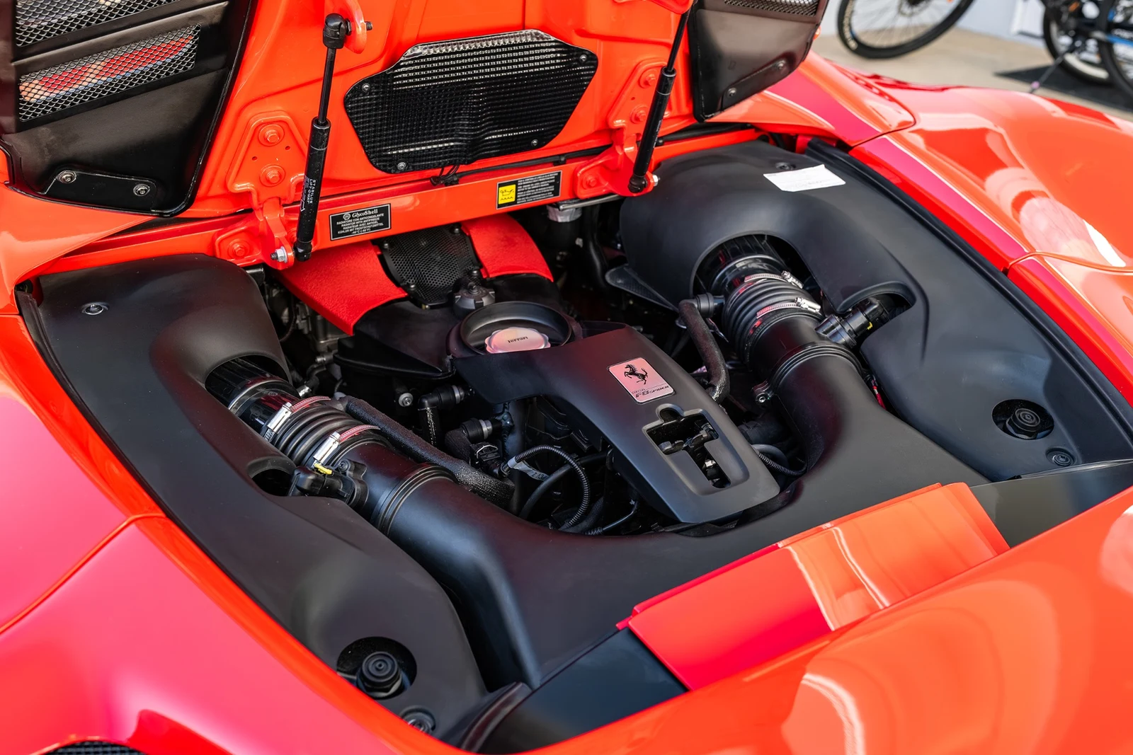 2022 Ferrari F8 Spider, 27/30