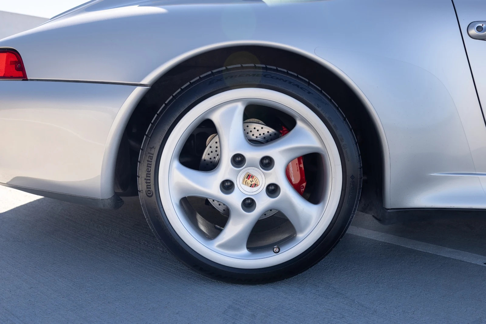 1998 Porsche 911 (993) Carrera S, 7/30