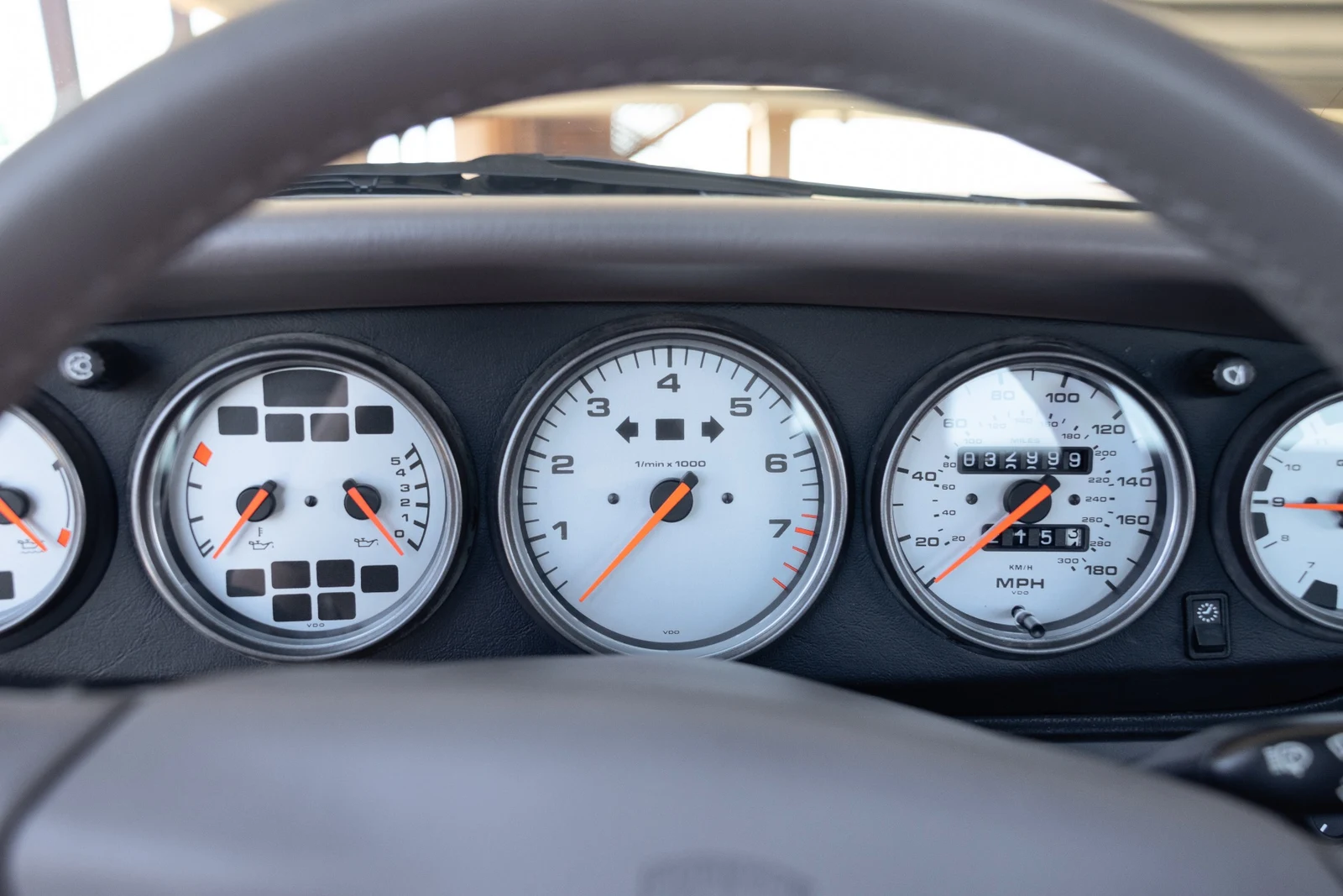1998 Porsche 911 (993) Carrera S, 18/30