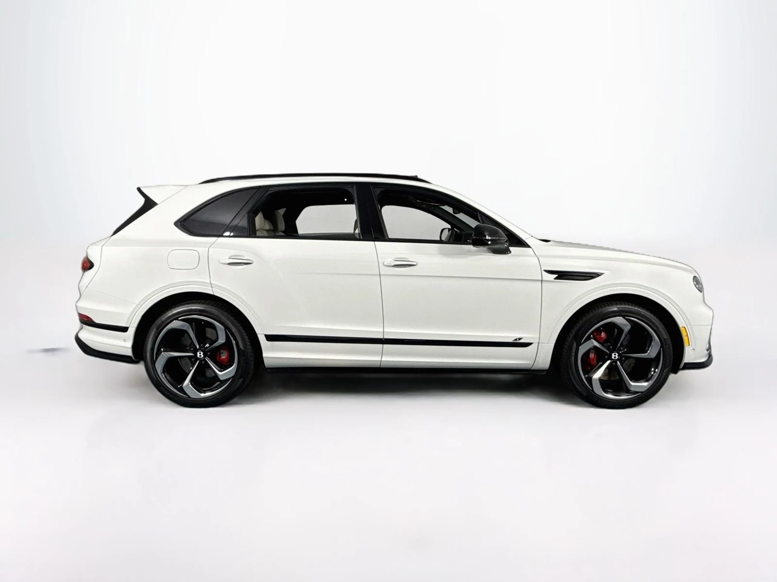 2023 Bentley Bentayga S V8, 2/30