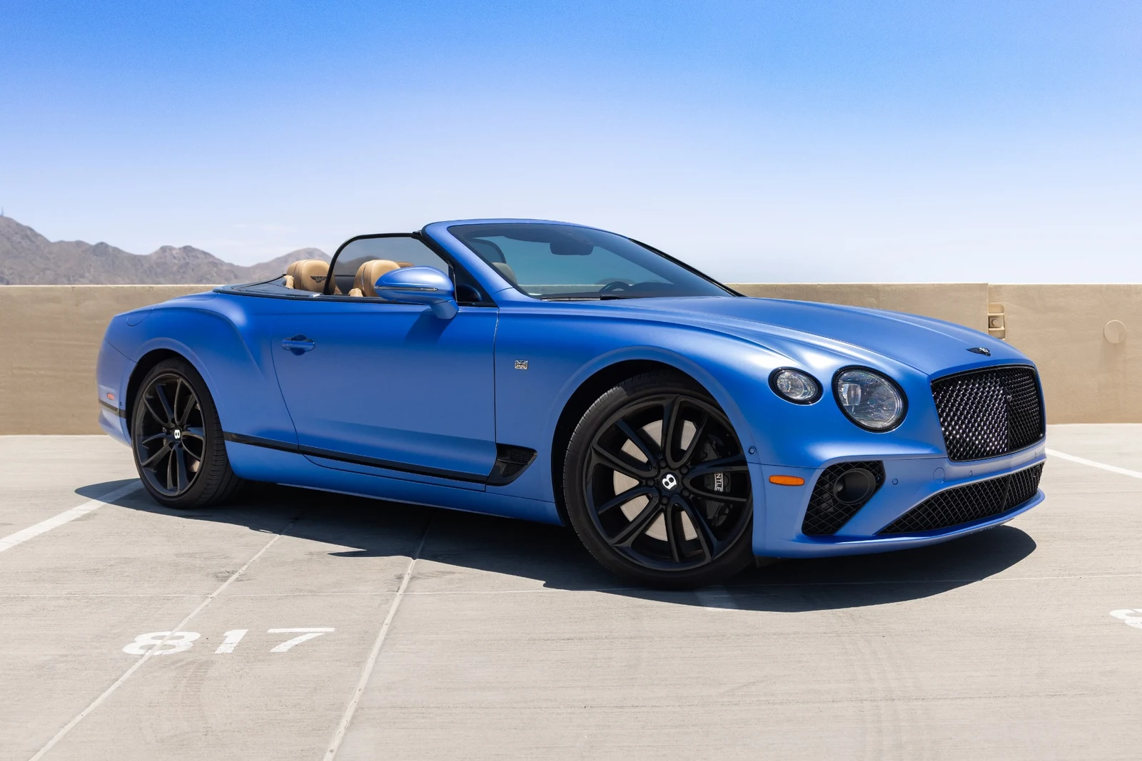 2020 Bentley Continental GTC V8, 2/30
