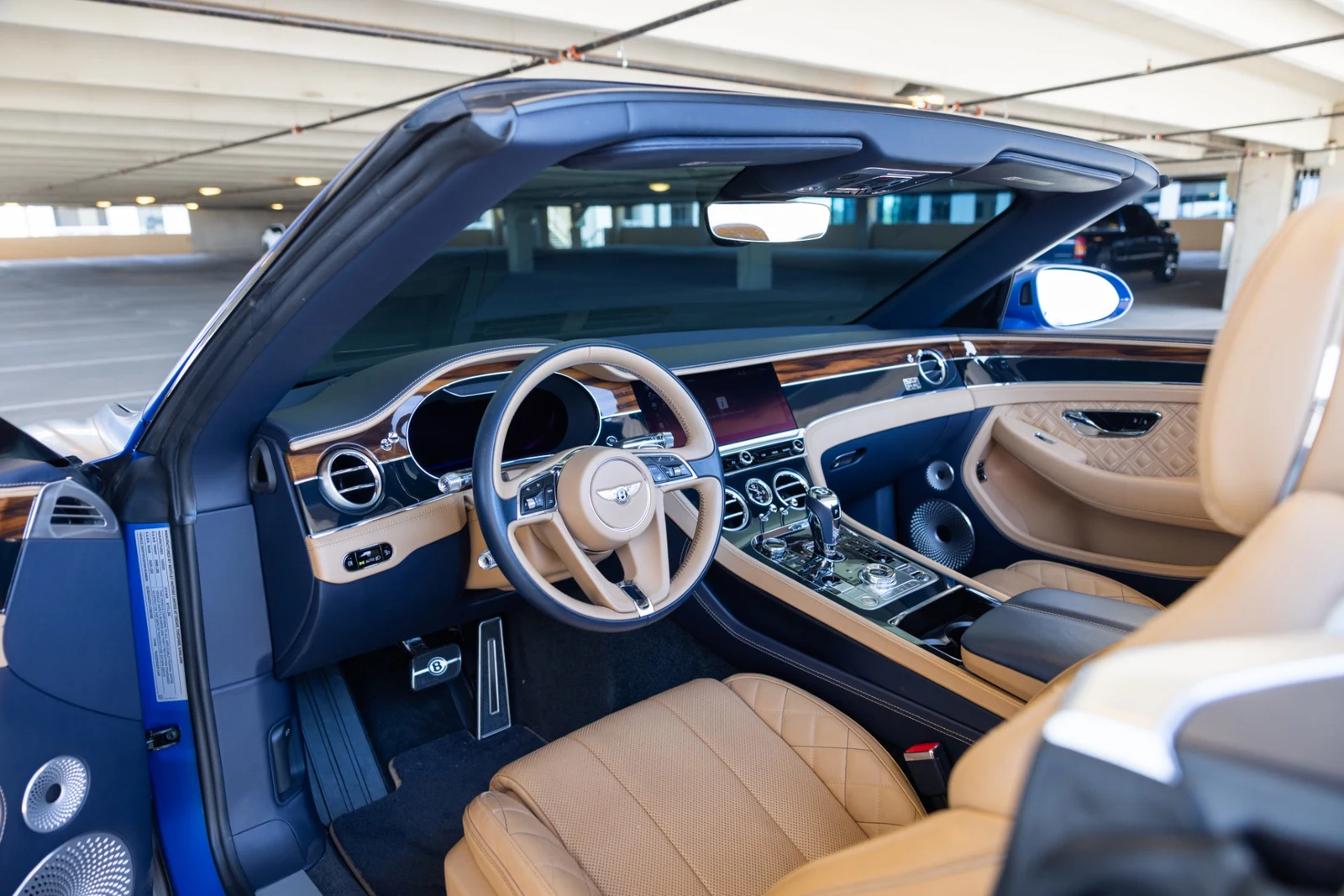 2020 Bentley Continental GTC V8, 17/30