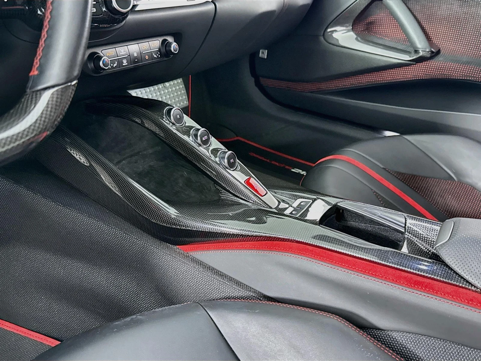 2020 Ferrari 812 Superfast, 17/30