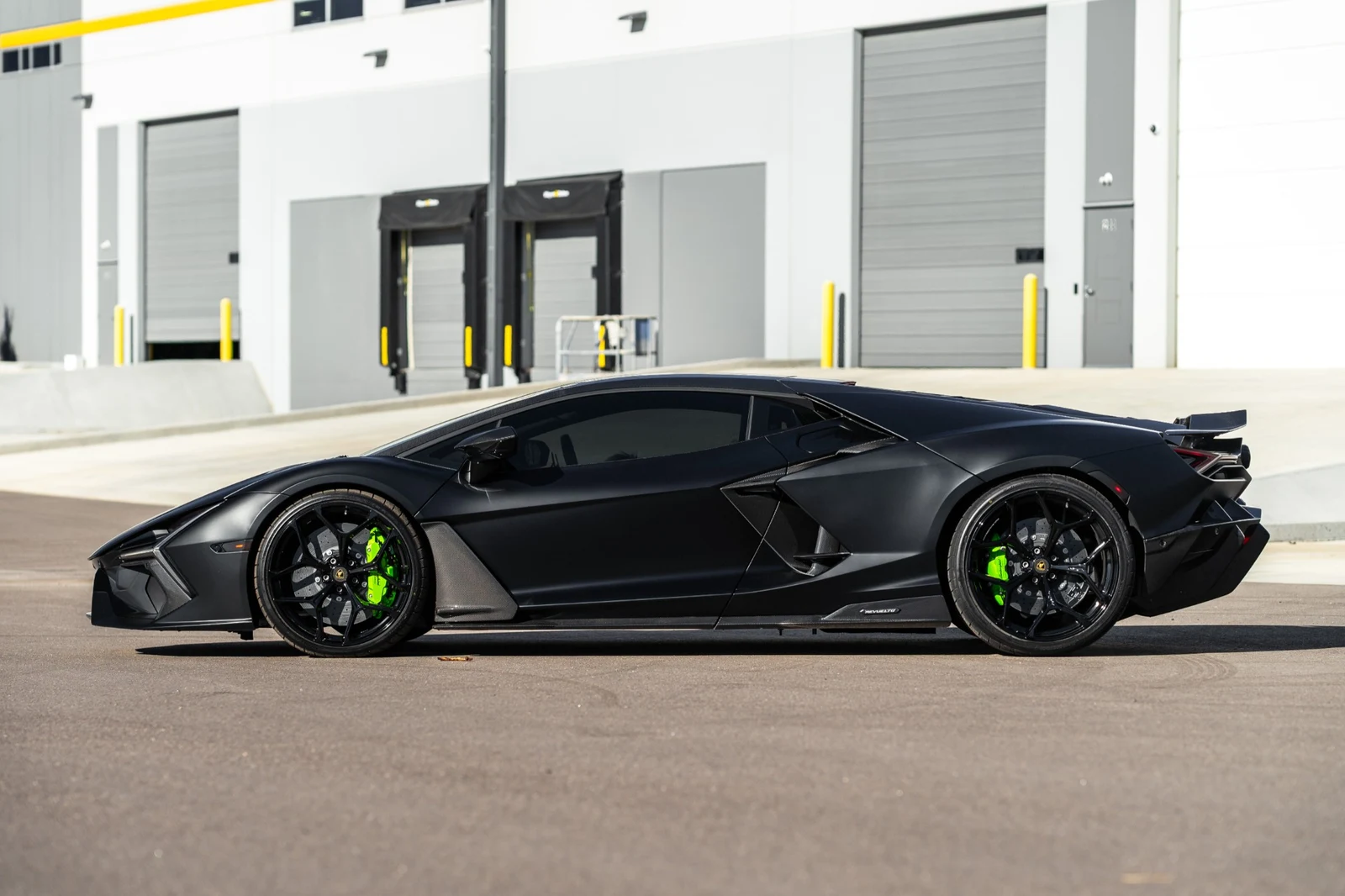 2025 Lamborghini Revuelto, 3/30