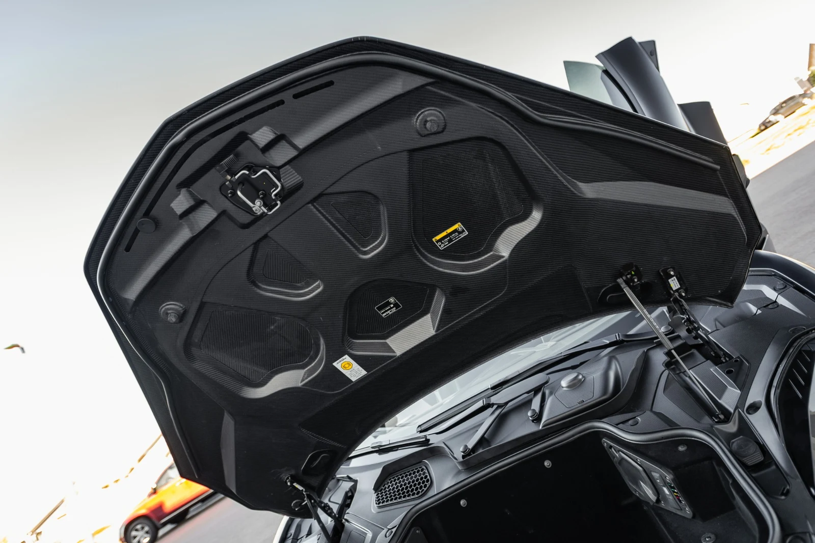2025 Lamborghini Revuelto, 30/30