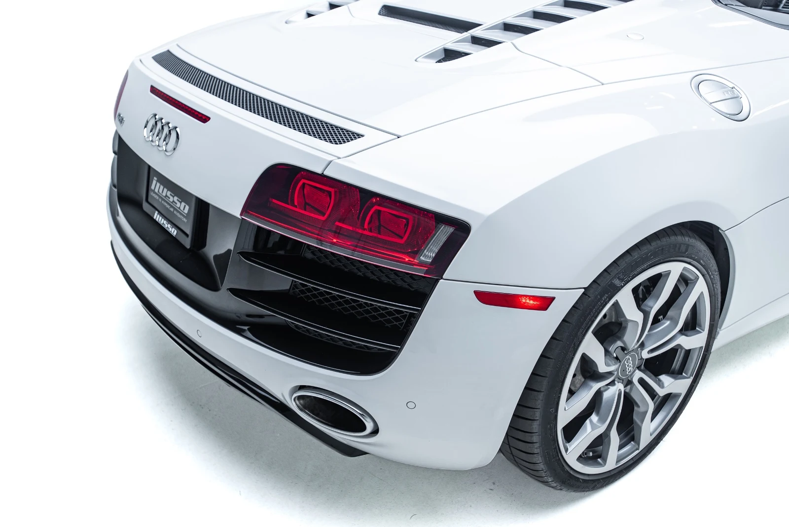 2012 Audi R8 5.2 quattro Spyder (Type 42), 19/30