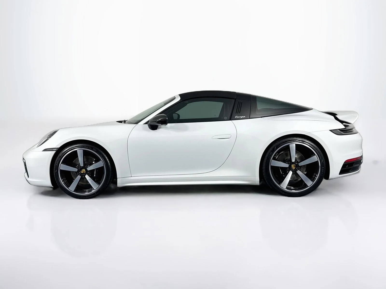 2021 Porsche 911 (992.1) Targa 4S, 22/30