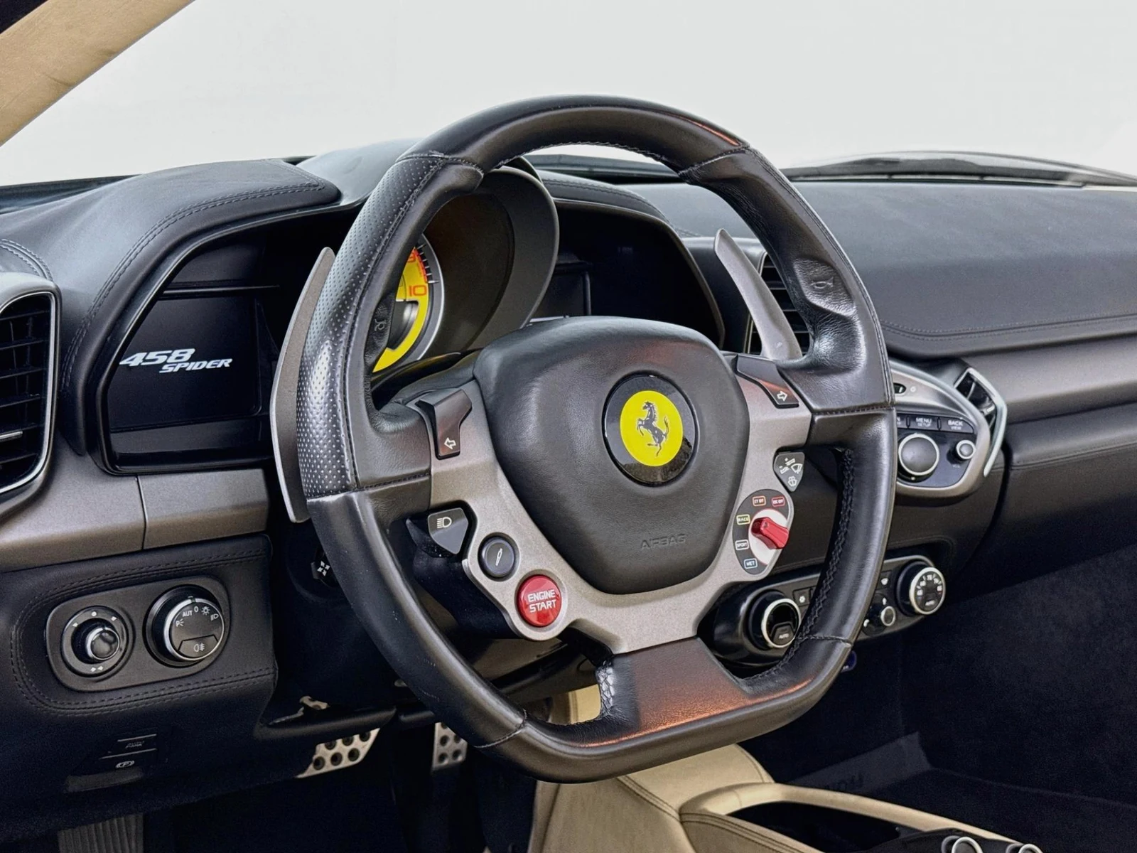 2012 Ferrari 458 Spider, 5/30