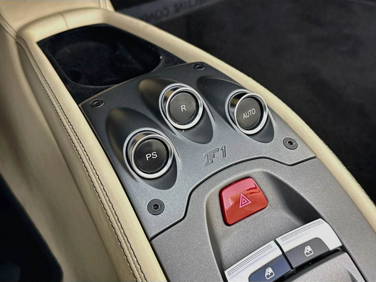 2012 Ferrari 458 Spider, 7/30
