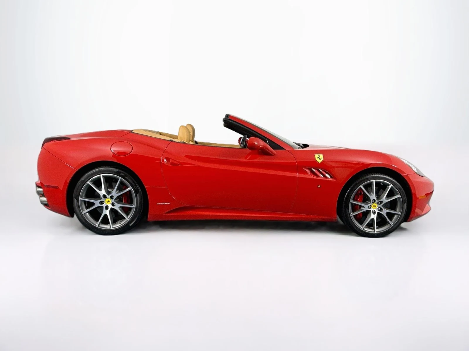 2010 Ferrari California, 2/30