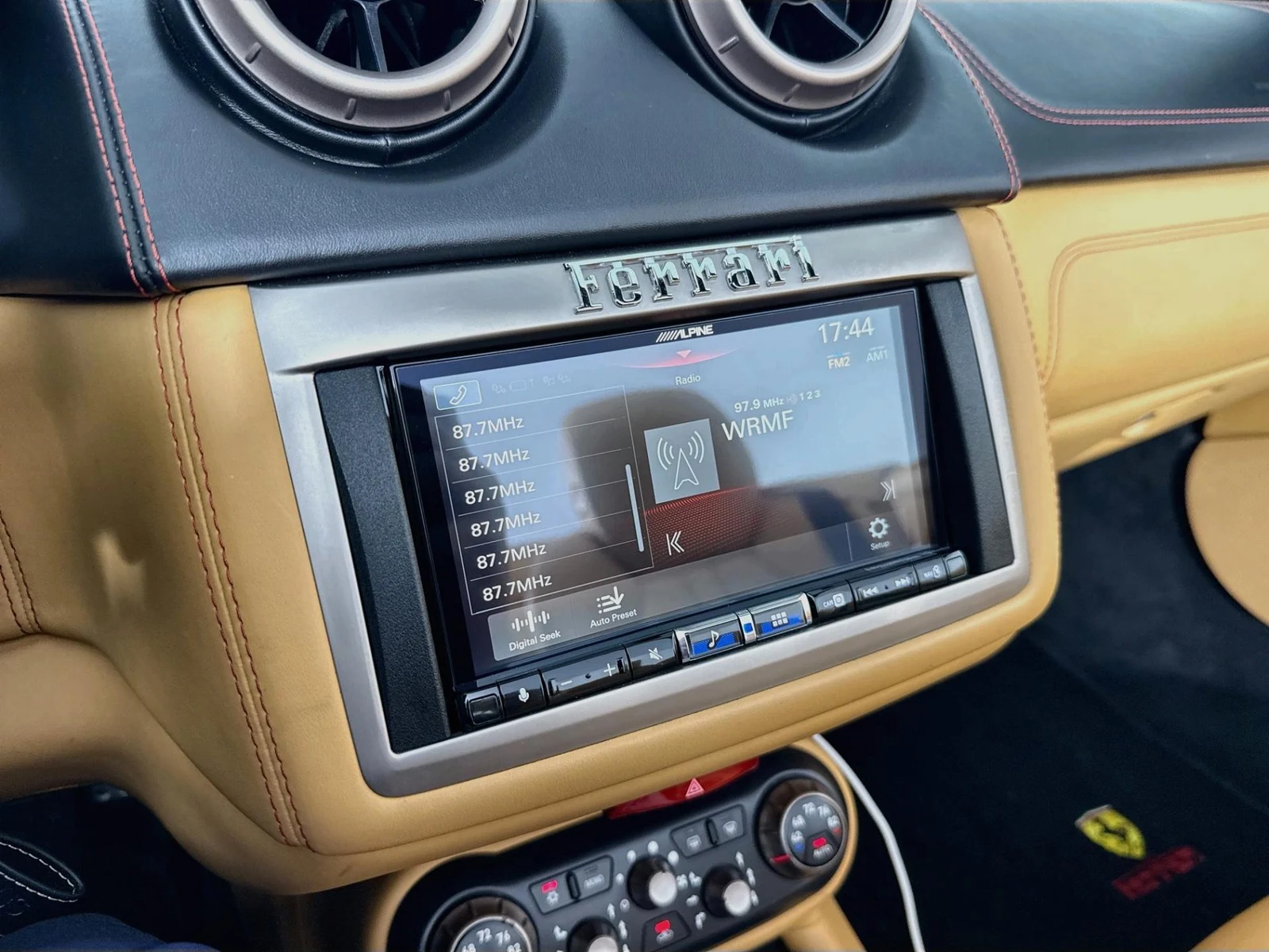 2010 Ferrari California, 6/30
