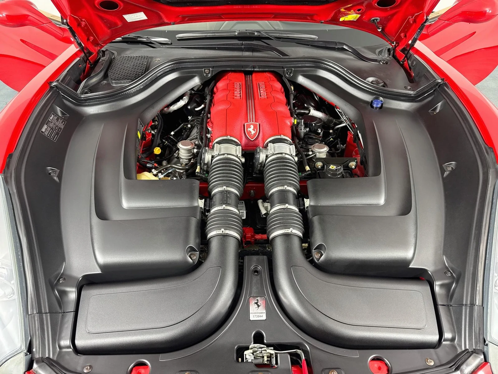 2010 Ferrari California, 12/30