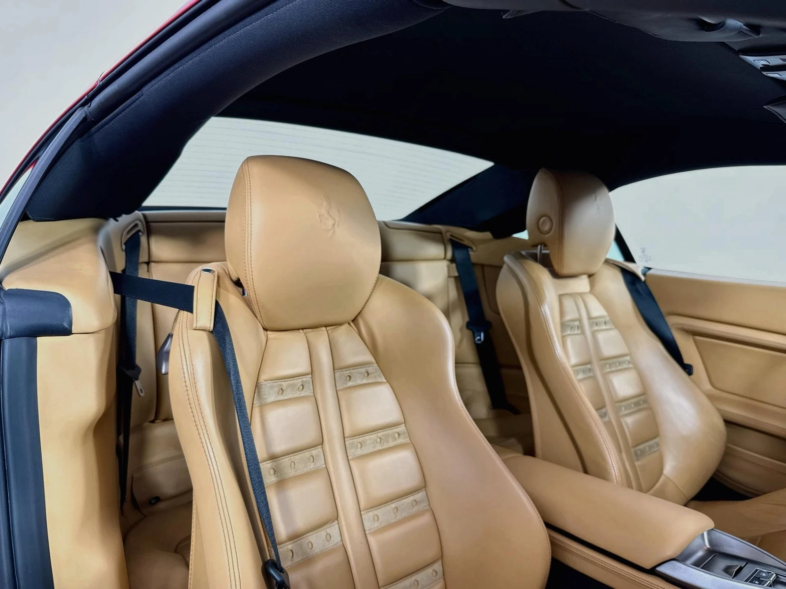 2010 Ferrari California, 28/30