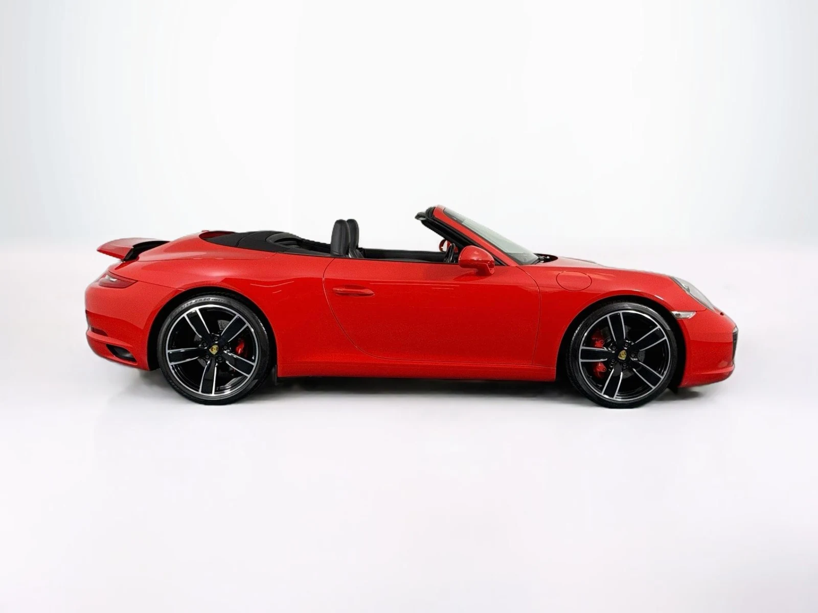 2017 Porsche 911 (991.2) Carrera S, 2/30