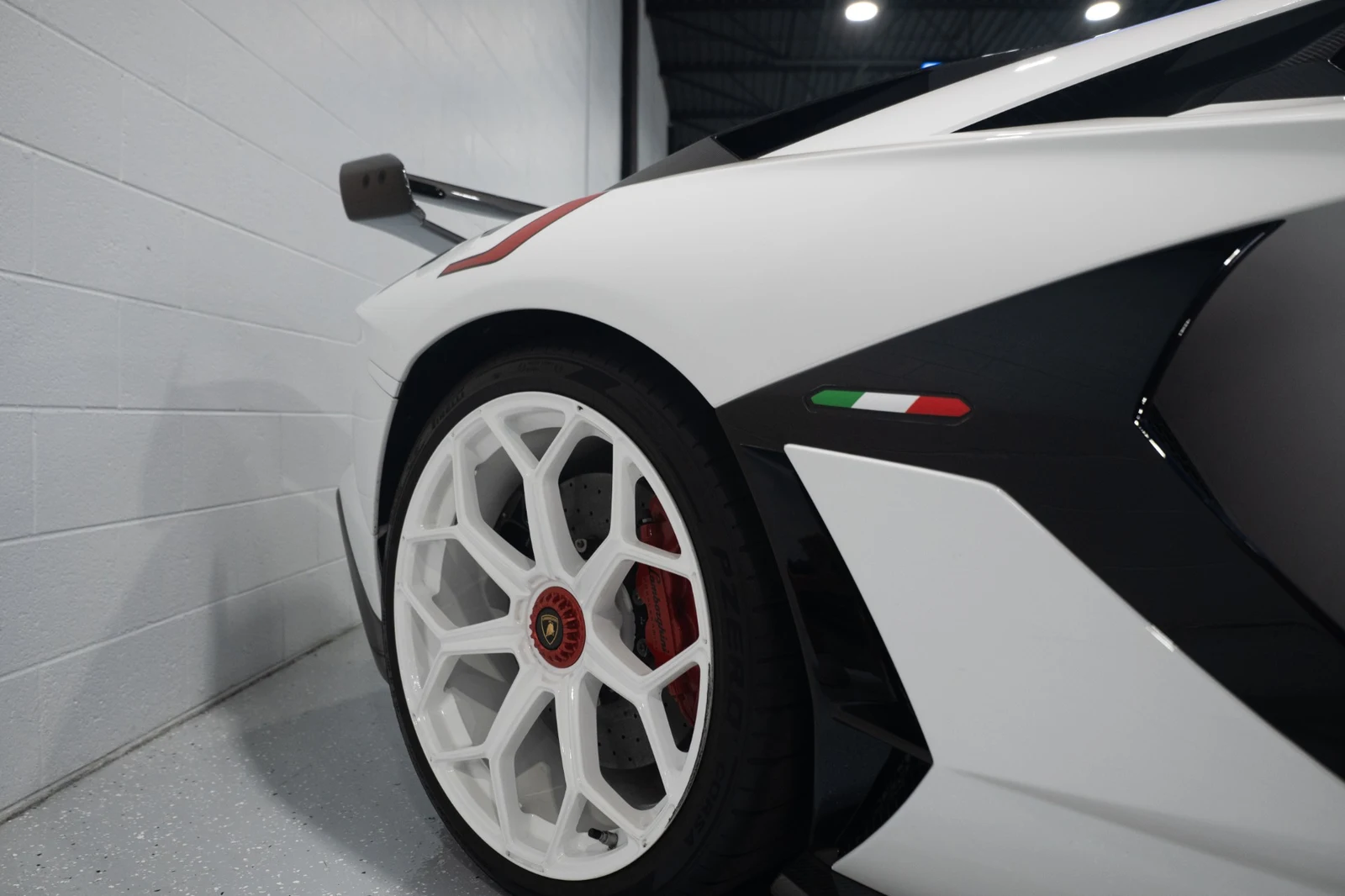 2020 Lamborghini Aventador SVJ, 5/30