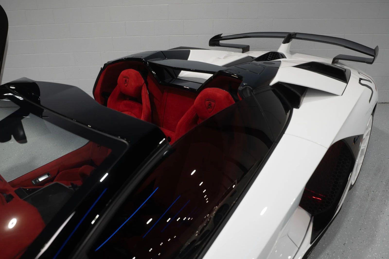 2020 Lamborghini Aventador SVJ, 10/30