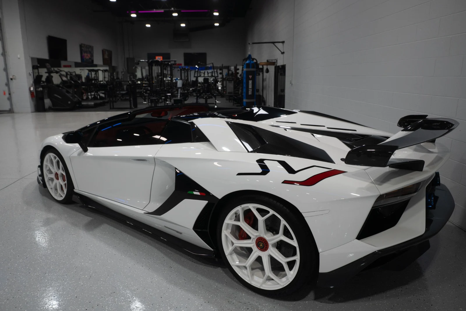 2020 Lamborghini Aventador SVJ, 13/30