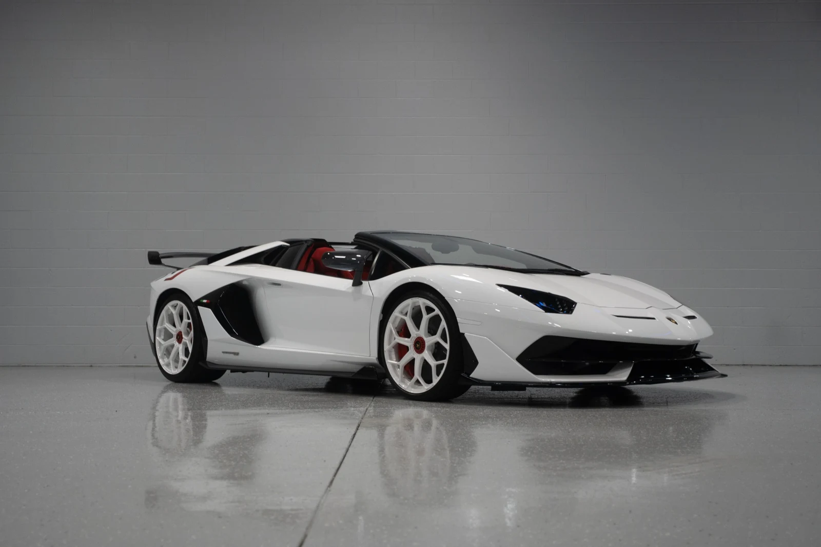 2020 Lamborghini Aventador SVJ, 25/30