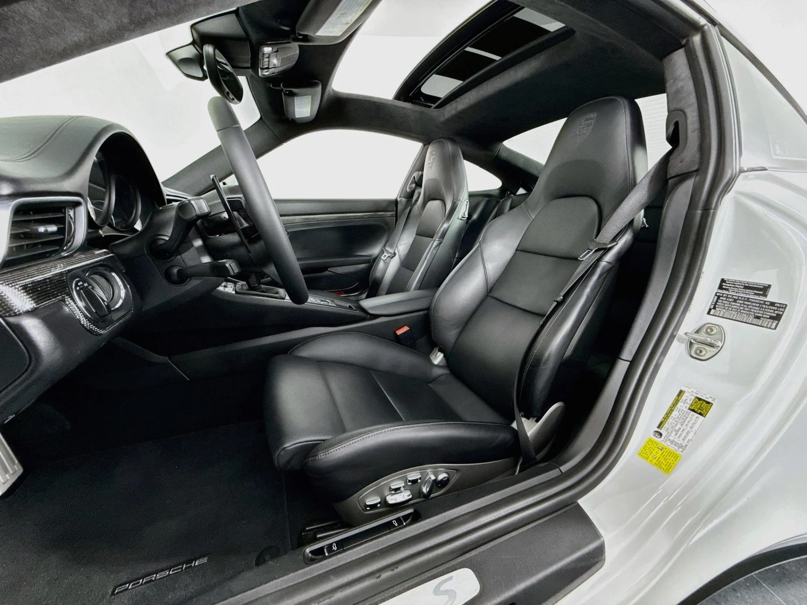 2014 Porsche 911 (991.1) Turbo S, 5/30