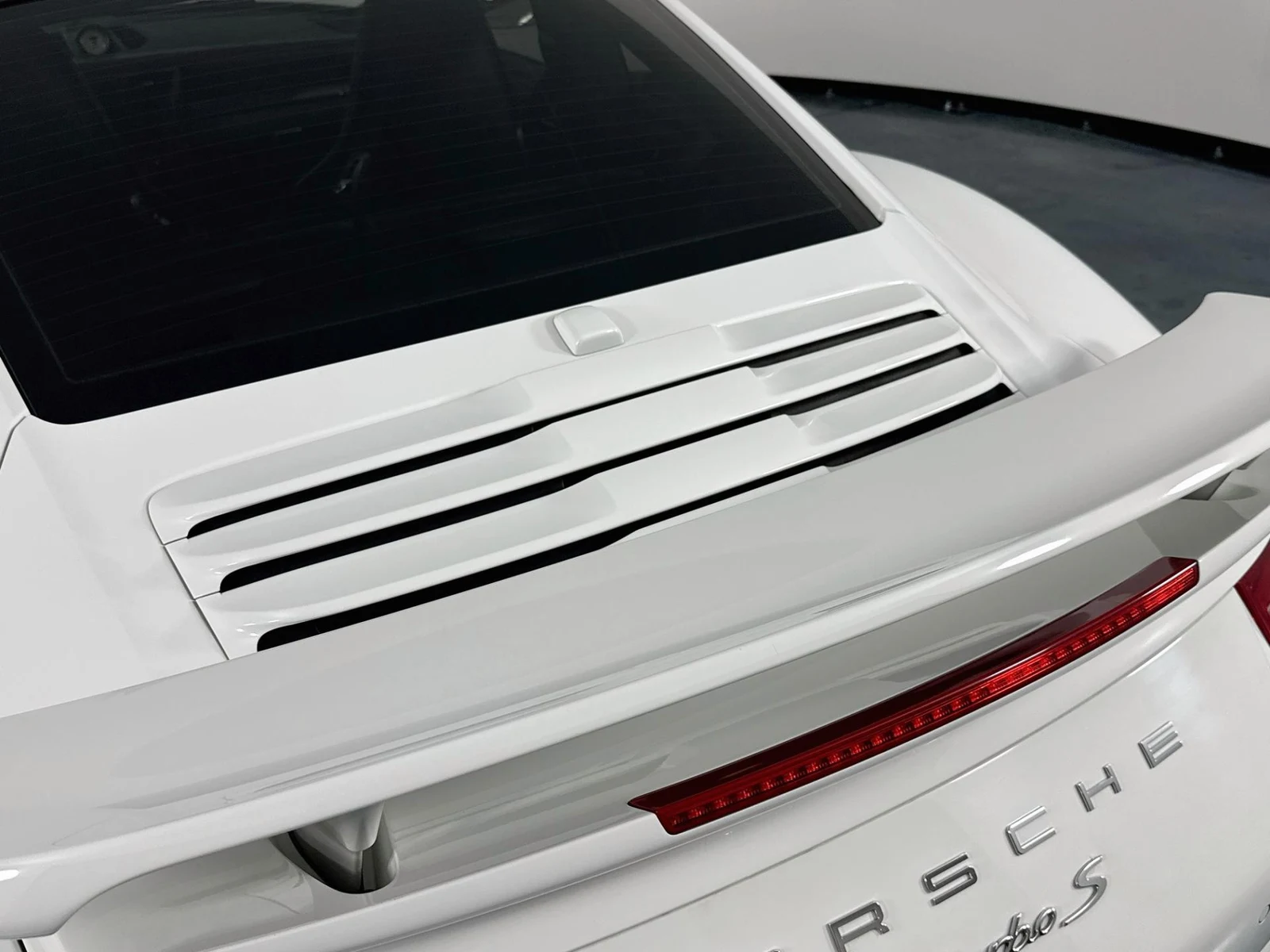 2014 Porsche 911 (991.1) Turbo S, 20/30