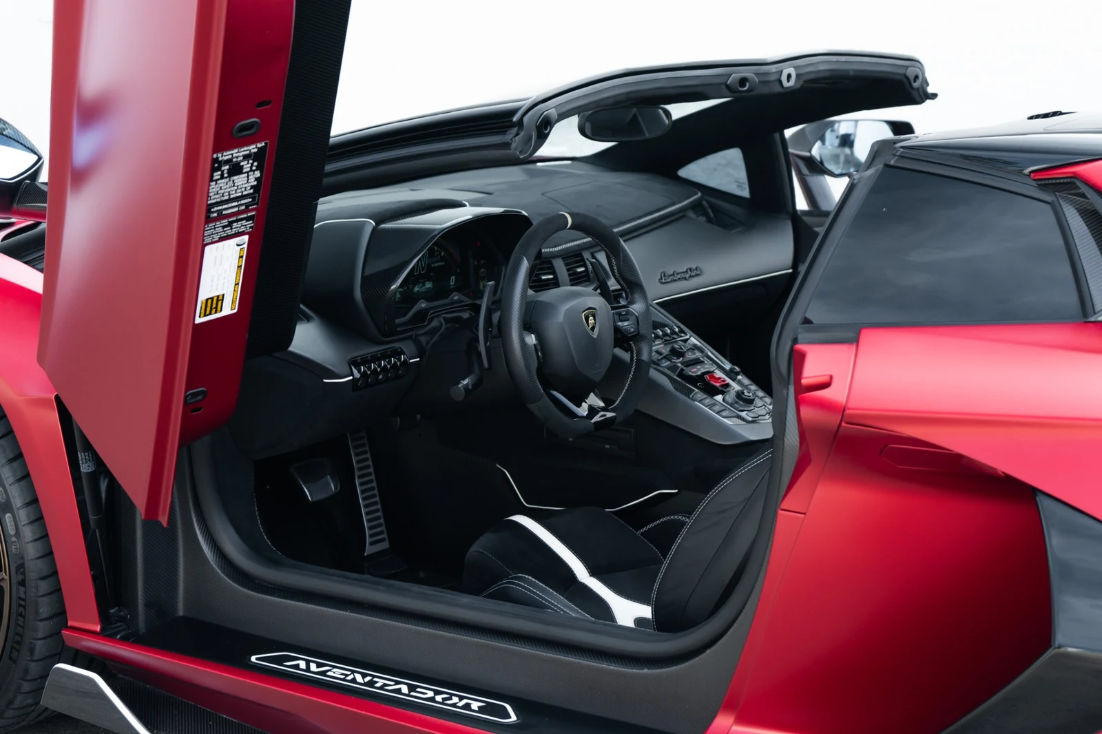 2021 Lamborghini Aventador SVJ Roadster, 3/30