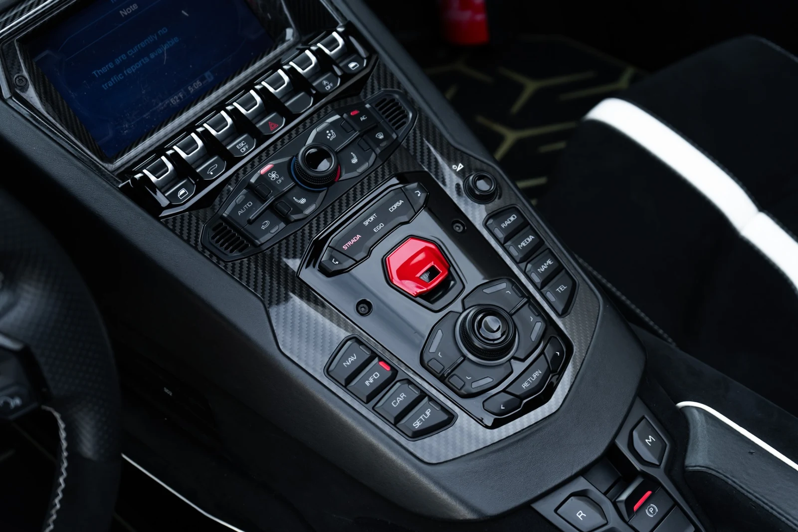 2021 Lamborghini Aventador SVJ Roadster, 12/30
