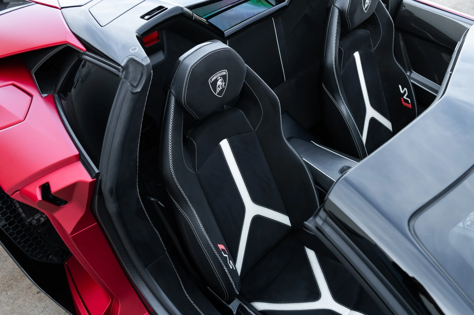2021 Lamborghini Aventador SVJ Roadster, 17/30