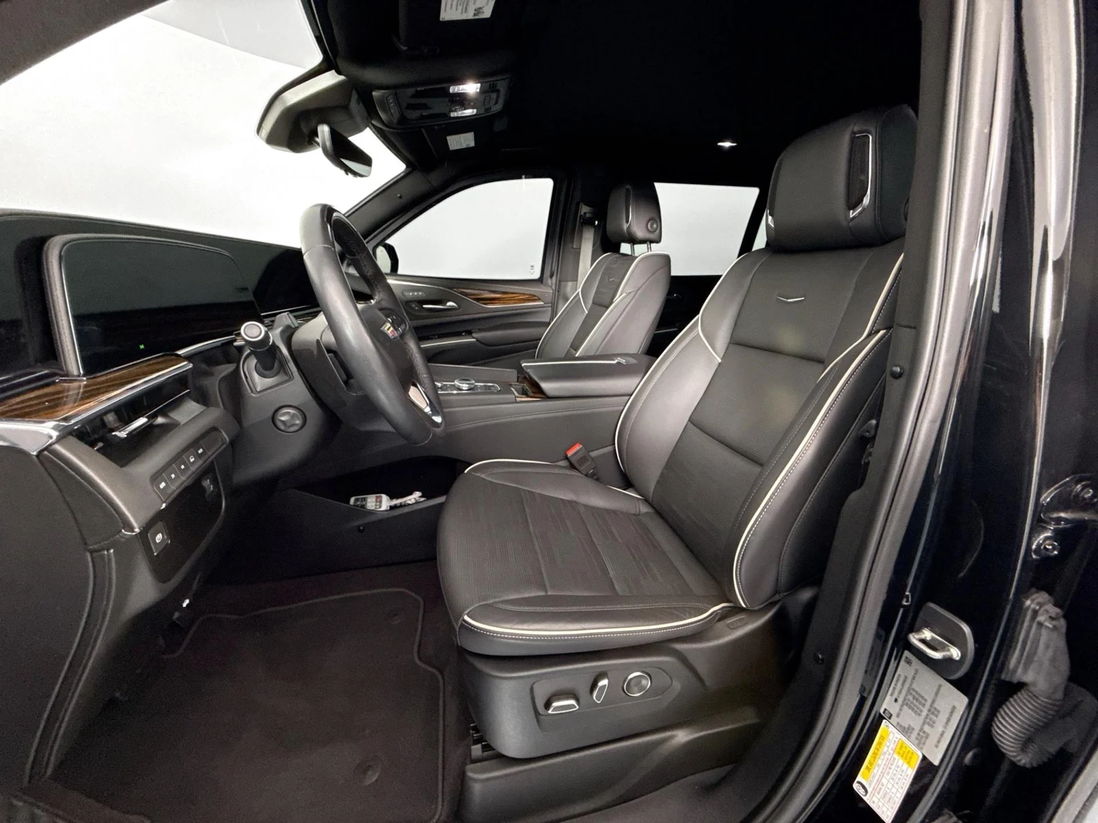 2023 Cadillac Escalade ESV Premium Luxury, 5/30